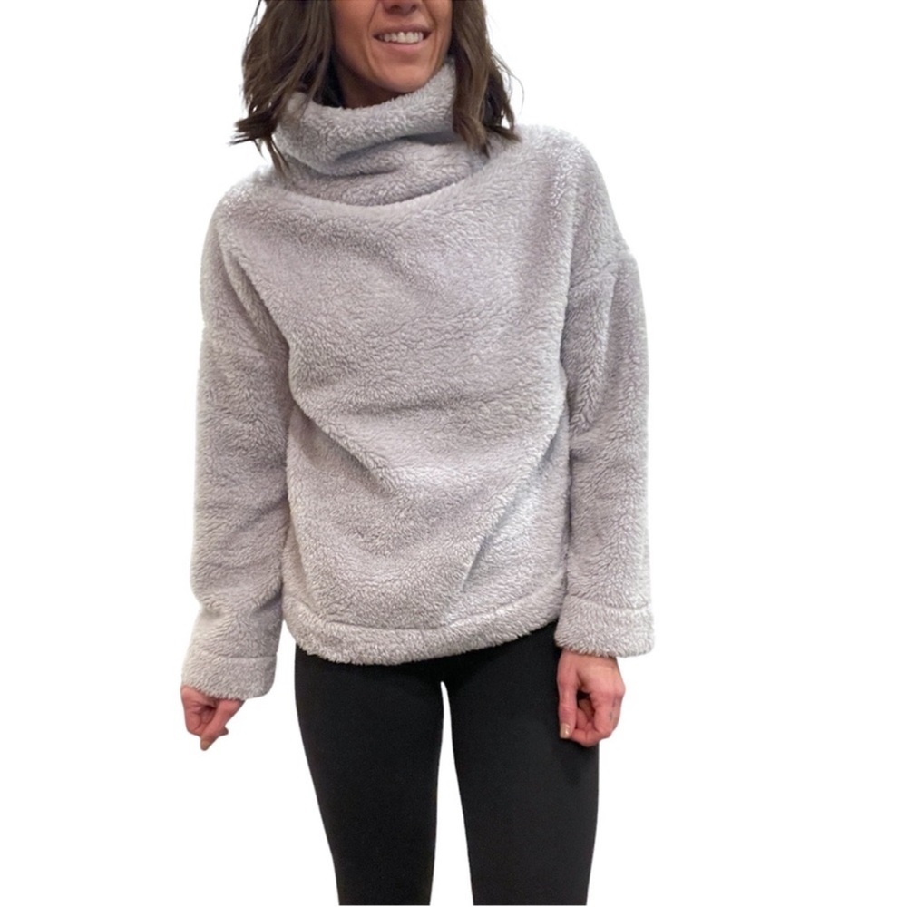 Gap Body Teddy Pale Gray Turtleneck Sweater
